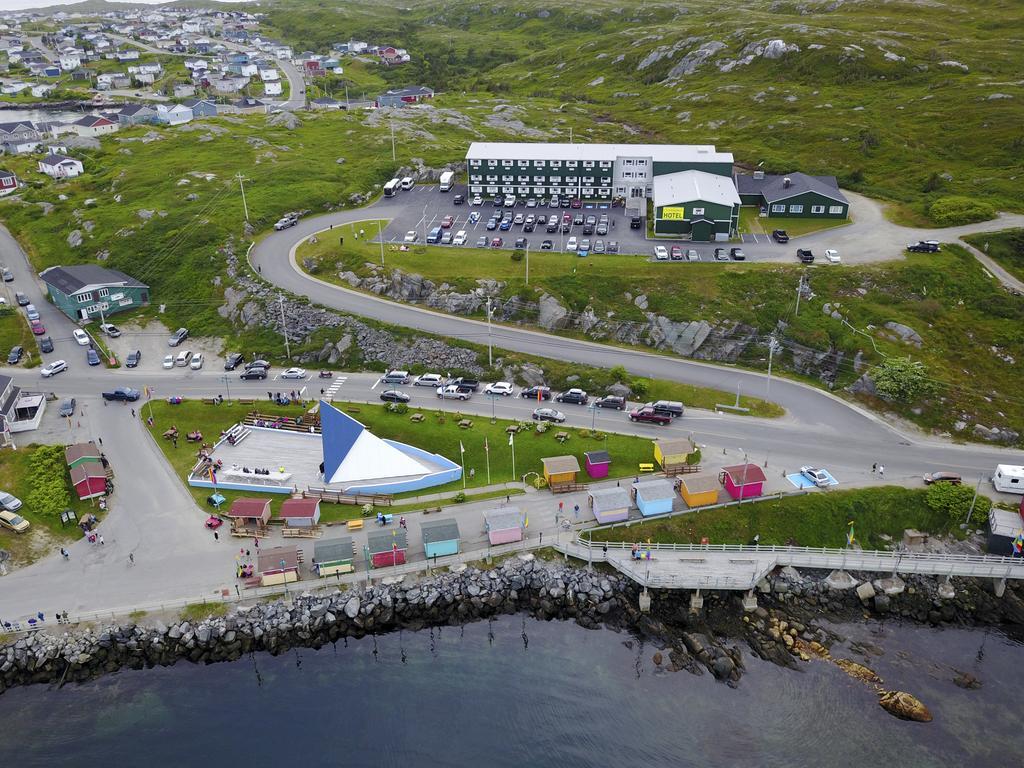 St Christopher'S Hotel Channel-Port aux Basques Exterior photo